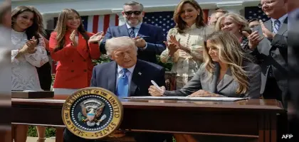 A law signed by Trump make explicit deepfakes and revenge porn illegal