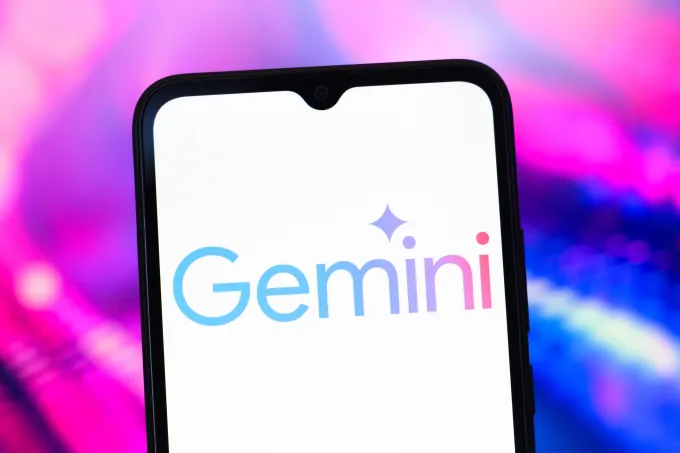 Here we see the Google Gemini AI displayed proudly on a smartphone screen.